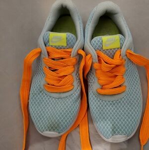 Nike Athletic Shoes in Light Blue and Bright Orange Women's 7.5